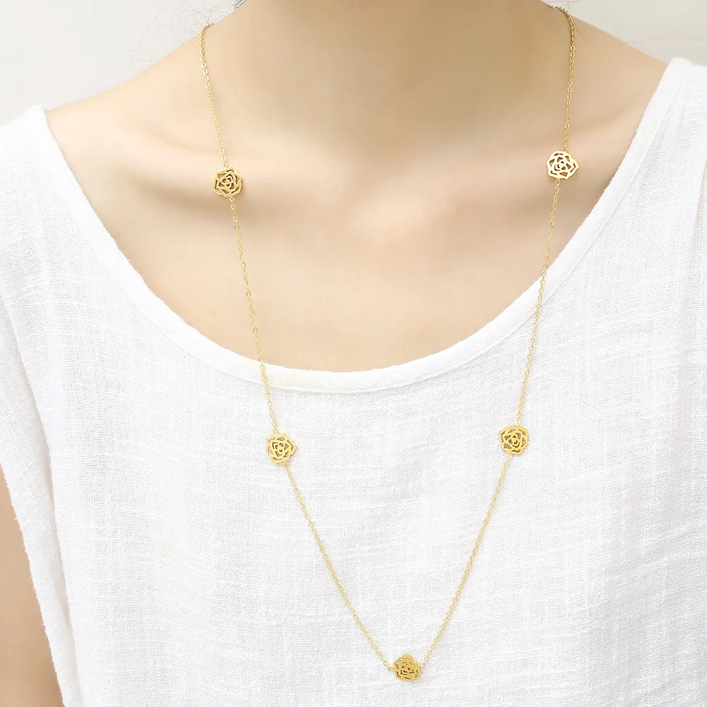 Rose necklace - Image 1