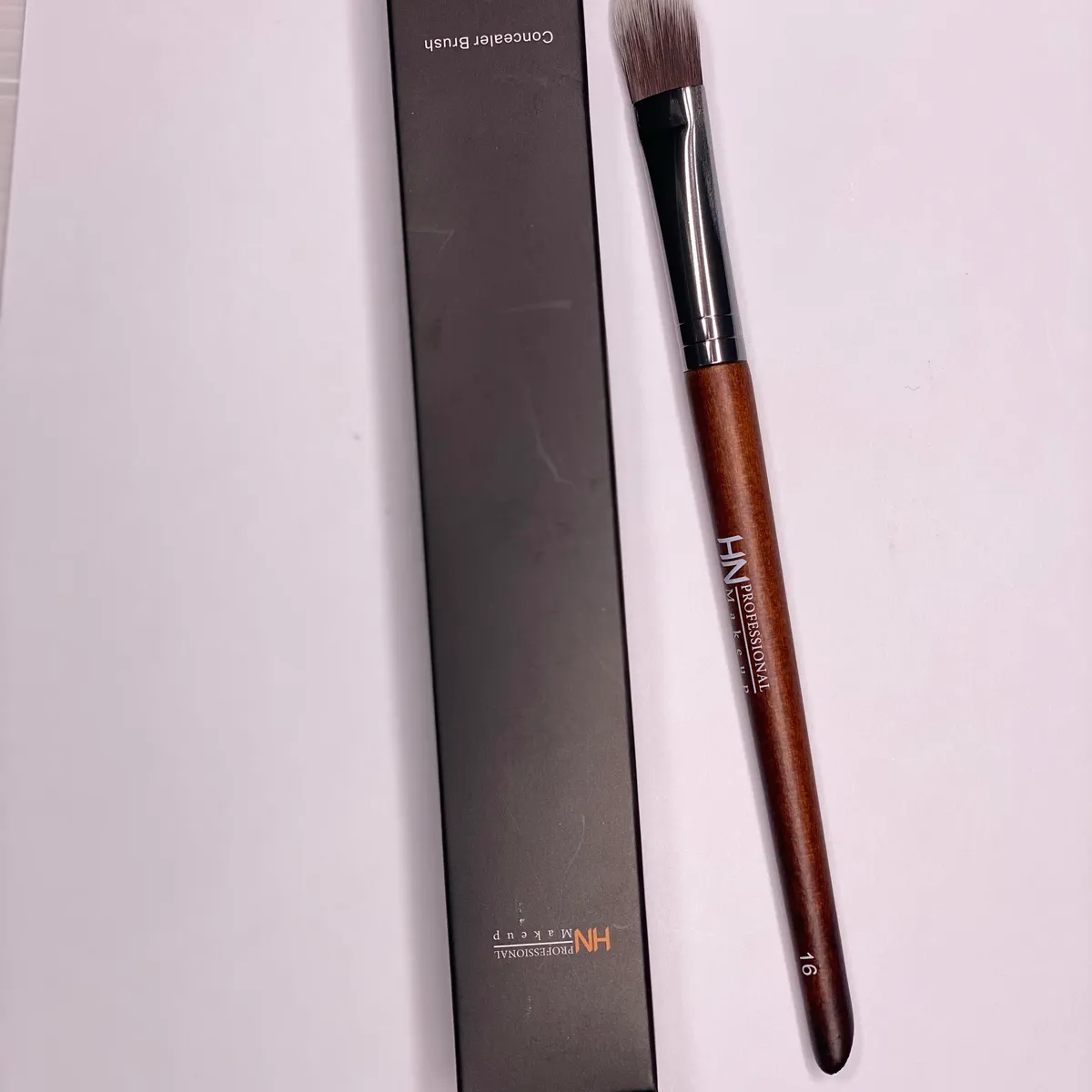 فرشاه الكونسيلر والنحت 16 - Image 1