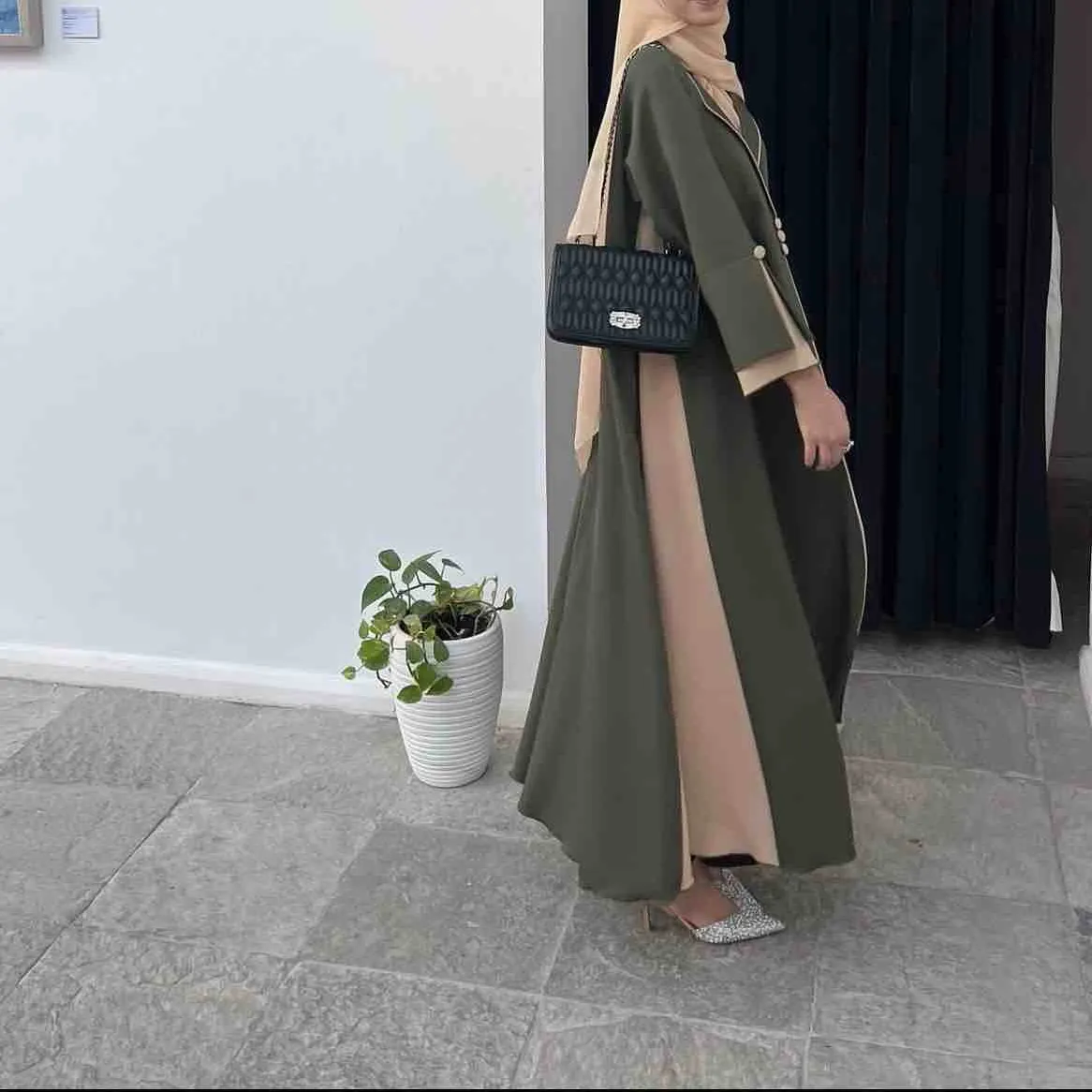 عبايه الفخامه - صورة 1