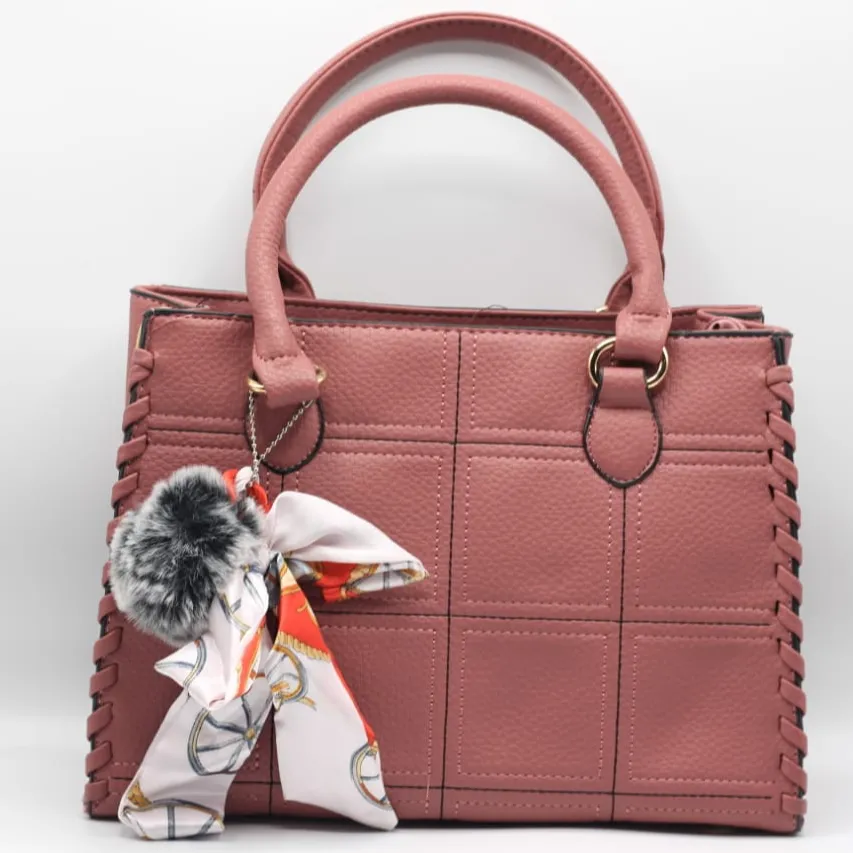 Women's Handbag Fashion - Image 1