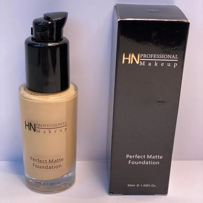 فاونديشن مطفي ثابت 03 تغطيع خياليه ولا يتأكسد - Image 1