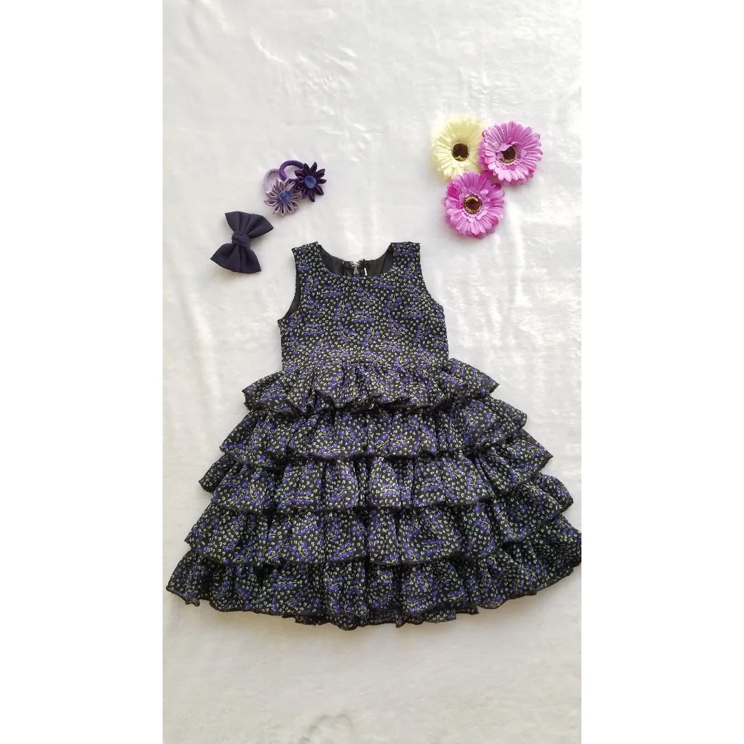 فستان طبقات بدون أكمام - Image 1